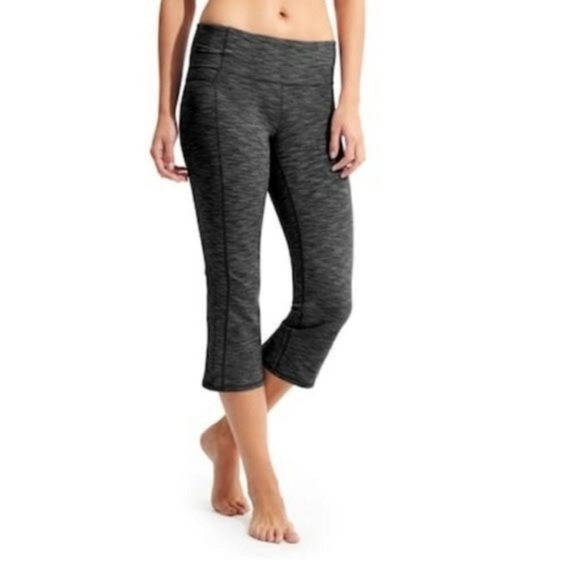 Athleta - Energy Power Up Crop Split Leg Legging Gray Space Dye - Size XS - Picture 1 of 8